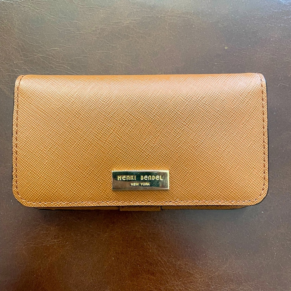 NWT Henri Bendel Mini Wallet and Key Holder